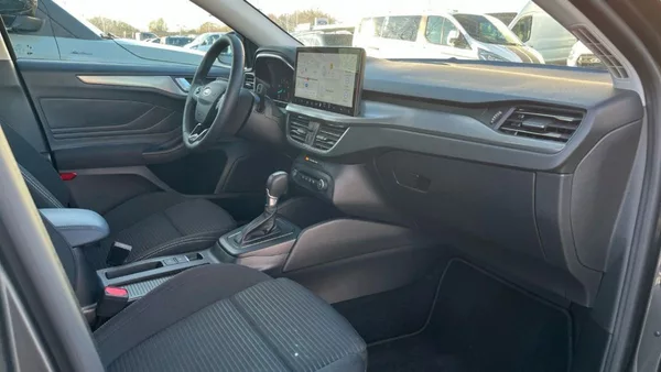 Ford Focus 1.0i,92KW,TITANIUM,AUTOMAT - foto 13
