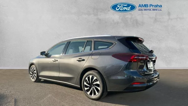 Ford Focus 1.0i,92KW,TITANIUM,AUTOMAT - foto 6