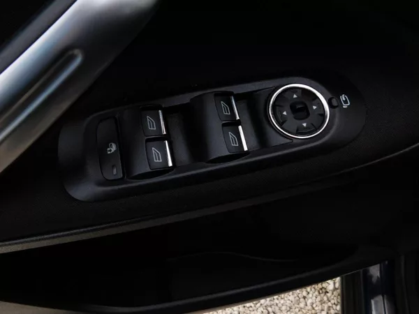 Ford S-MAX 2,0ECOBOOST,149kW,CZ,SERVISKA - foto 14