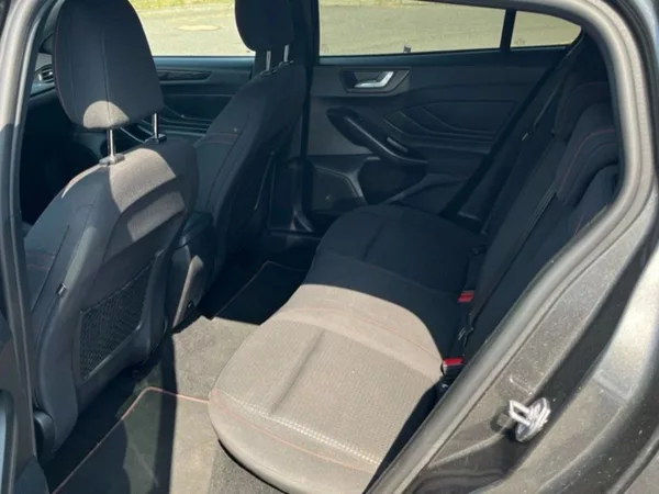 Ford Focus 1,0i,114KW,ST-LINE - foto 12