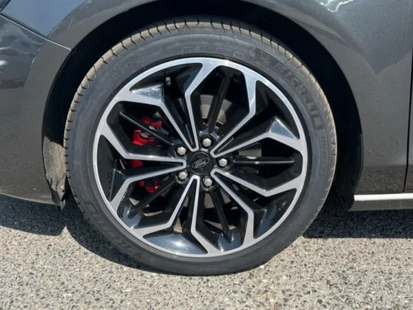 Ford Focus 1,0i,114KW,ST-LINE - foto 14