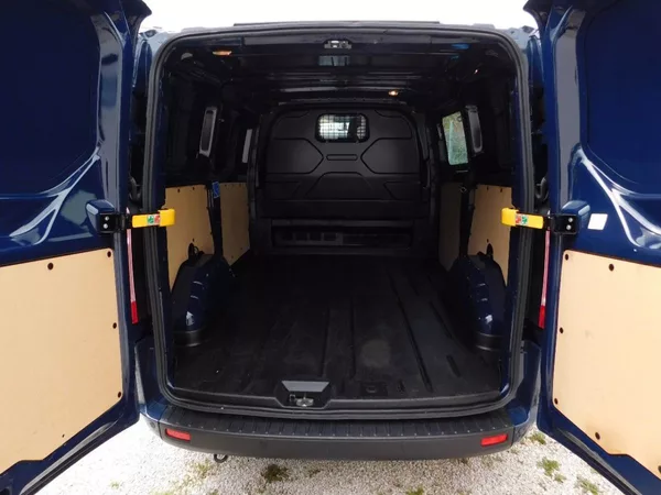 Ford Transit Custom 2,0ECOBLUE,96kW,1MAJ,DPH,SERVI - foto 7