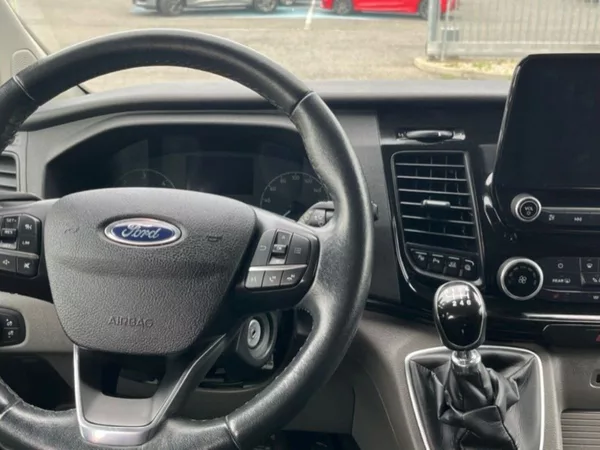 Ford Tourneo Custom 2,0ECOBLUE,77kW,CZ,DPH - foto 9