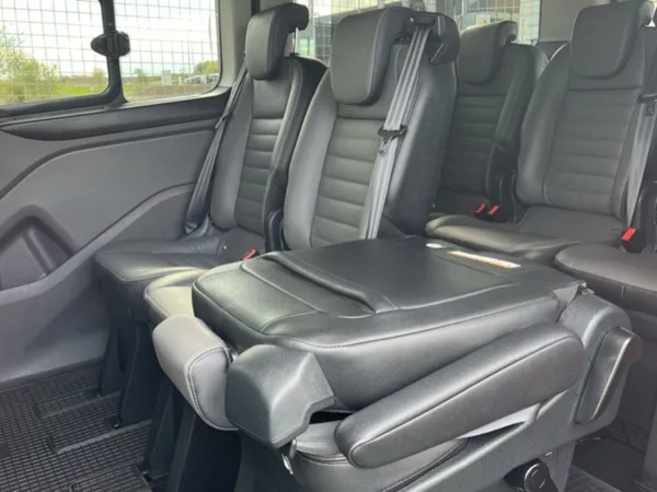Ford Tourneo Custom 2.0D,136kW,1.MAJ,L2,CZ,DPH - foto 12