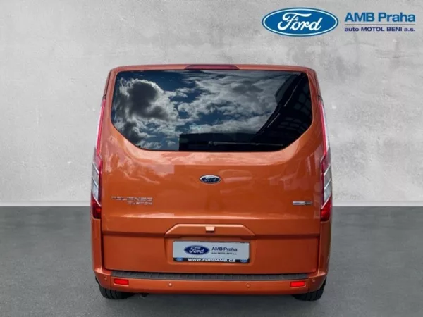 Ford Tourneo Custom 2.0D,136kW,1.MAJ,L2,CZ,DPH - foto 5