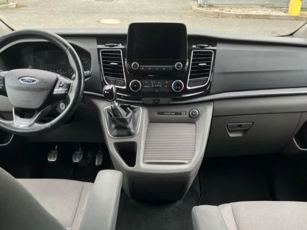 Ford Tourneo Custom 2,0ECOBLUE,96kW,SERVIS,1MAJ,CZ - foto 8