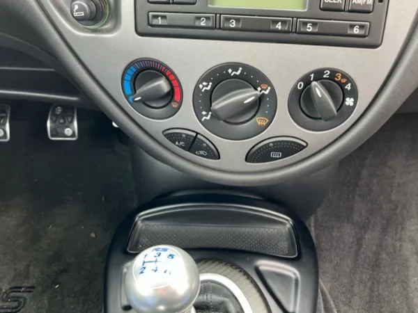 Ford Focus 2.0i, RS,158KW, SERVIS - foto 11