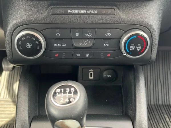 Ford Focus 1.5D,88KW,CZ,DPH,SERVISKA - foto 11