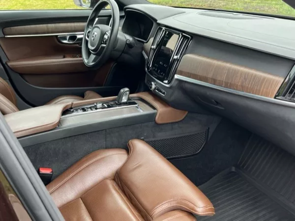Volvo V90 CC, 2,0D,173kW,1MAJ,CZ,AWDSvo - foto 13