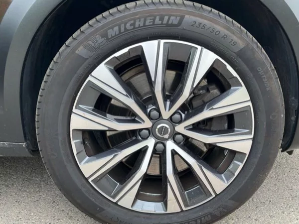 Volvo V90 CC, 2,0D,173kW,1MAJ,CZ,AWDSvo - foto 14