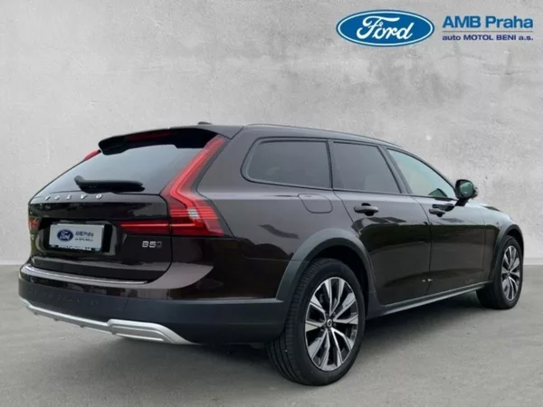Volvo V90 CC, 2,0D,173kW,1MAJ,CZ,AWDSvo - foto 4