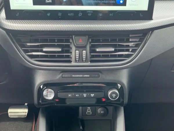 Ford Kuga - foto 11