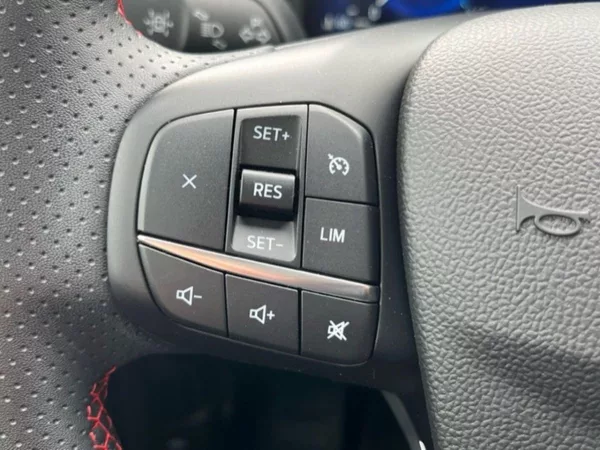 Ford Kuga 2.5HEV,140KW,1MAJ, CZ, DPH - foto 15