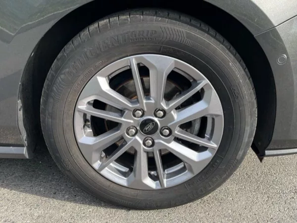 Ford Focus 1.0i 114KW,1MAJ,CZ,DPH,SERVIS - foto 14