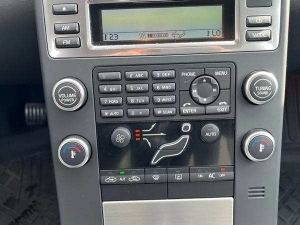 Volvo S80 2,5T,170KW, CZ, SERVIS - foto 11
