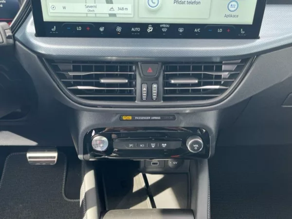 Ford Kuga 2.5i,132KW, CZ, DPH,1. MAJ, HE - foto 11