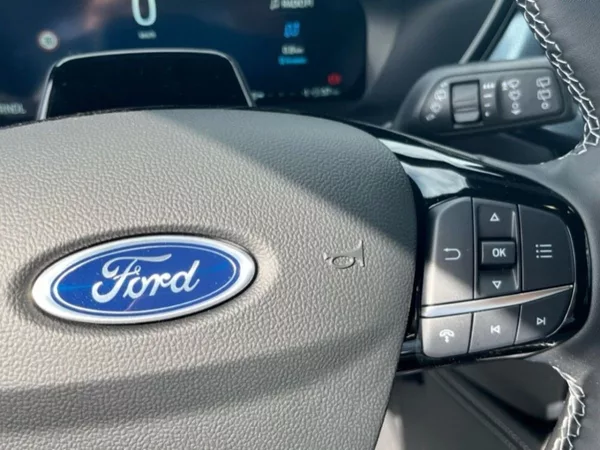 Ford Kuga 2.5i,132KW, CZ, DPH,1. MAJ, HE - foto 16