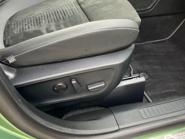 Ford Kuga 2.5HEV,134KW, CZ, DPH,1. MAJ - foto 15