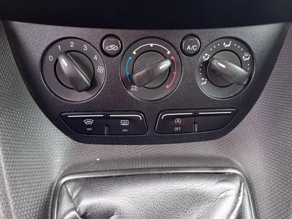 Ford Transit Connect 1.5TDCi,88KW,CZ,DPH - foto 15