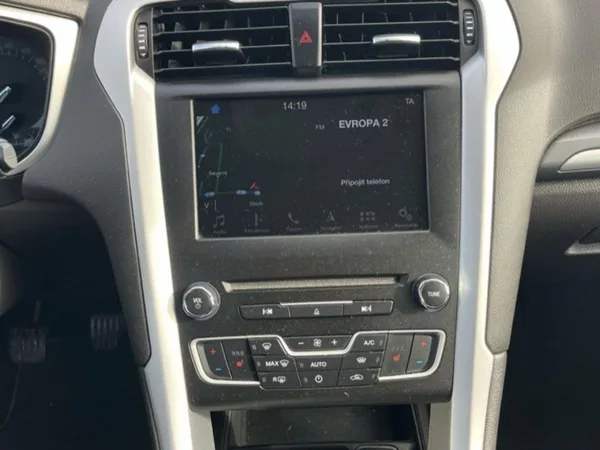Ford Mondeo 2,0D,110kW,CZ - foto 10