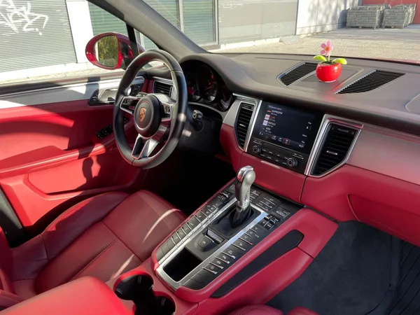 Porsche Macan GTS-RED/RED-SERVIS-MATRIX-LUFT - foto 15