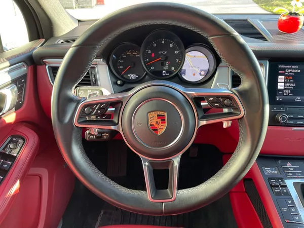 Porsche Macan GTS-RED/RED-SERVIS-MATRIX-LUFT - foto 23