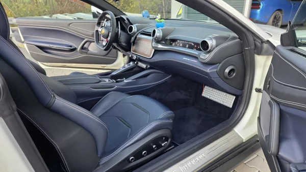 Ferrari GTC4 Lusso V12 SERVIS FERRARI - foto 10