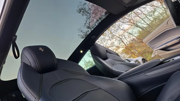 Ferrari GTC4 Lusso V12 SERVIS FERRARI - foto 11