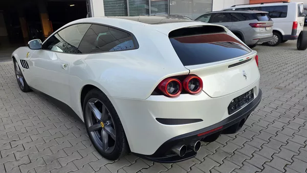 Ferrari GTC4 Lusso V12 SERVIS FERRARI - foto 5