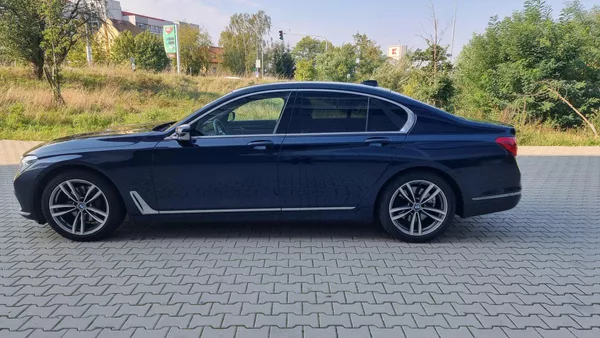 BMW Řada 7 730xDrive - foto 7