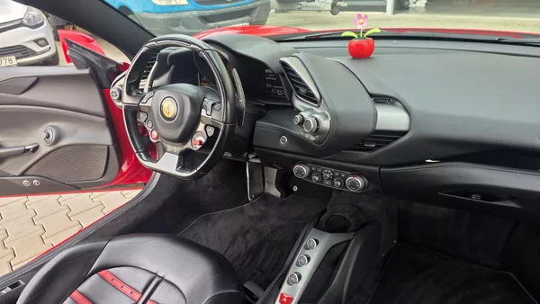 Ferrari 488 jako nové plný servis ZÁRUKA - foto 13