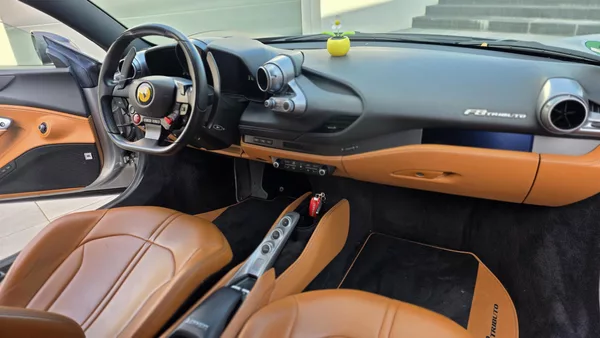 Ferrari F8 SERVIS-PLNÁ ÁRUKA-MAT WRAP - foto 13