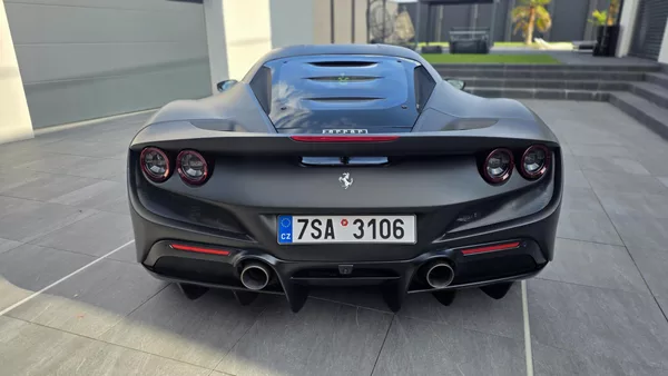 Ferrari F8 SERVIS-PLNÁ ÁRUKA-MAT WRAP - foto 5