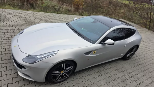 Ferrari FF INDIVIDUAL TailorMade ZÁRUKA - foto 9