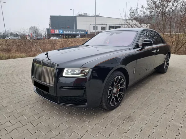 Rolls-Royce Ghost BLACK BADGE NEW MAX VÝBAVA - foto 8