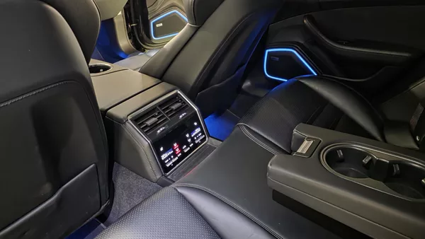 Porsche Panamera TURBO CERAMIC NOČNÍ PANO MAX - foto 11
