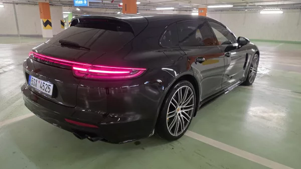 Porsche Panamera TURBO CERAMIC NOČNÍ PANO MAX - foto 4