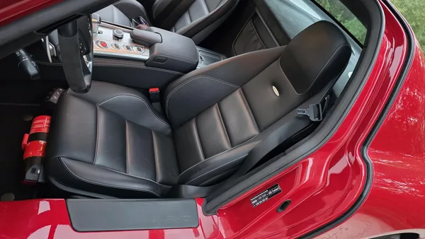 Mercedes-Benz SLS AMG EU PRAVIDELNÝ SERVIS MB - foto 11