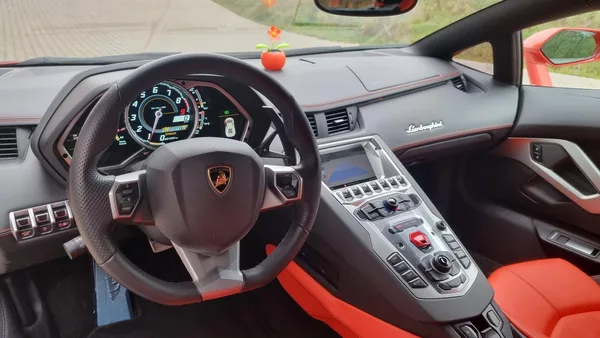 Lamborghini Aventador LP700-4 PLNÝ SERVIS - foto 13