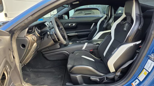 Ford Mustang SHELBY GT500 AUT RECARO CARBON - foto 10