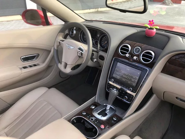 Bentley Continental GTC V8-STAV NOVÉHO VOZU-SERVIS - foto 14