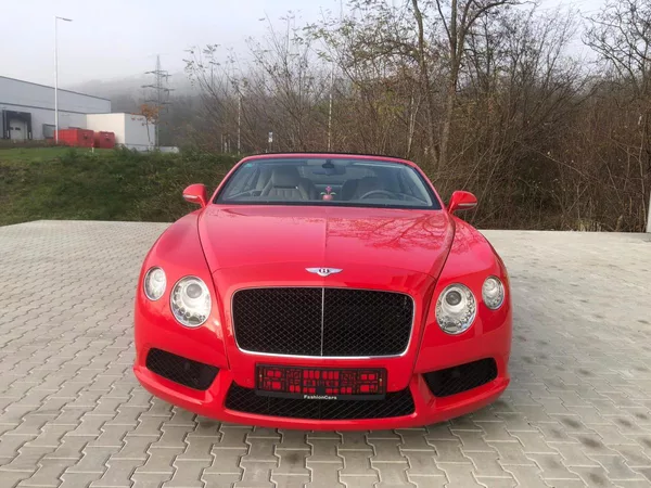 Bentley Continental GTC V8-STAV NOVÉHO VOZU-SERVIS - foto 3