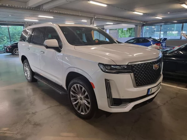 Cadillac Escalade PREMIUM LUXURY NEW 4ROKY ZÁRUK