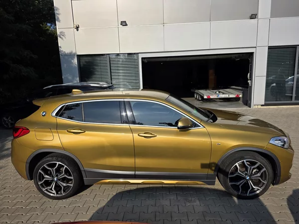 BMW X2 2.0d xDrive MPAKET PLNÝ SERVIS - foto 3