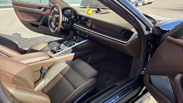 Porsche 911 TURBO S LIFT BURMESTER-ZÁRUKA - foto 10