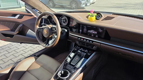Porsche 911 TURBO S LIFT BURMESTER-ZÁRUKA - foto 11