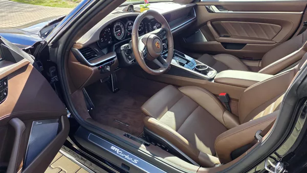 Porsche 911 TURBO S LIFT BURMESTER-ZÁRUKA - foto 9