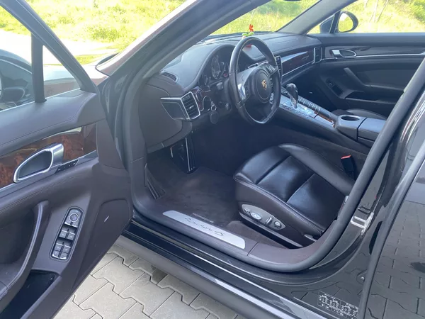 Porsche Panamera 4S PRAVIDELNÝ SERVIS TOP - foto 9
