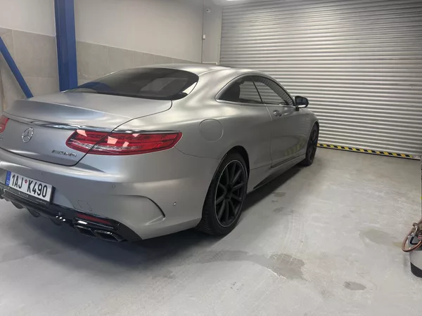 Mercedes-Benz Třídy S S63AMG coupe MATT TOP STAV - foto 11
