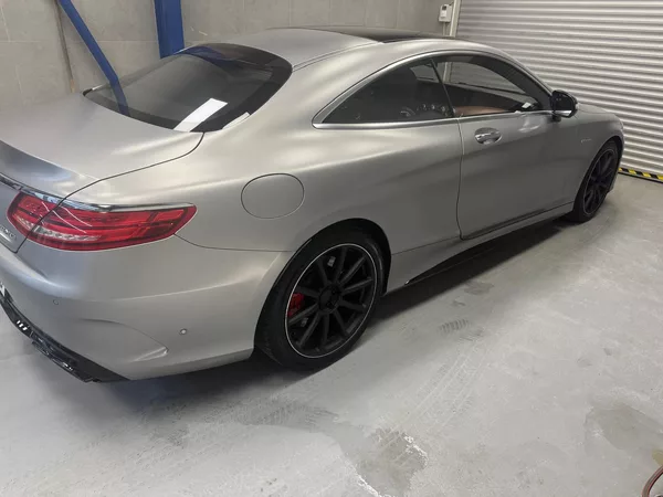 Mercedes-Benz Třídy S S63AMG coupe MATT TOP STAV - foto 6